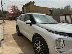 ميتسوبيشي اوتلاندر
